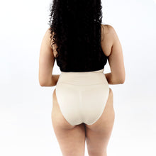 Load image into Gallery viewer, SCULPTING HIGH WAIST BRIEF W. SNAP GUSSET

